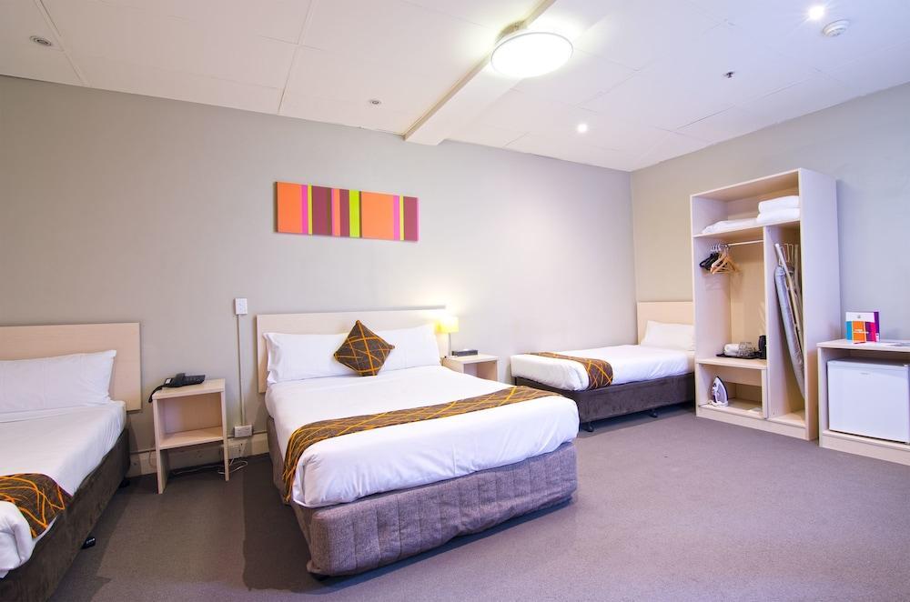 Ibis Styles Kingsgate Hotel Мелбърн Екстериор снимка
