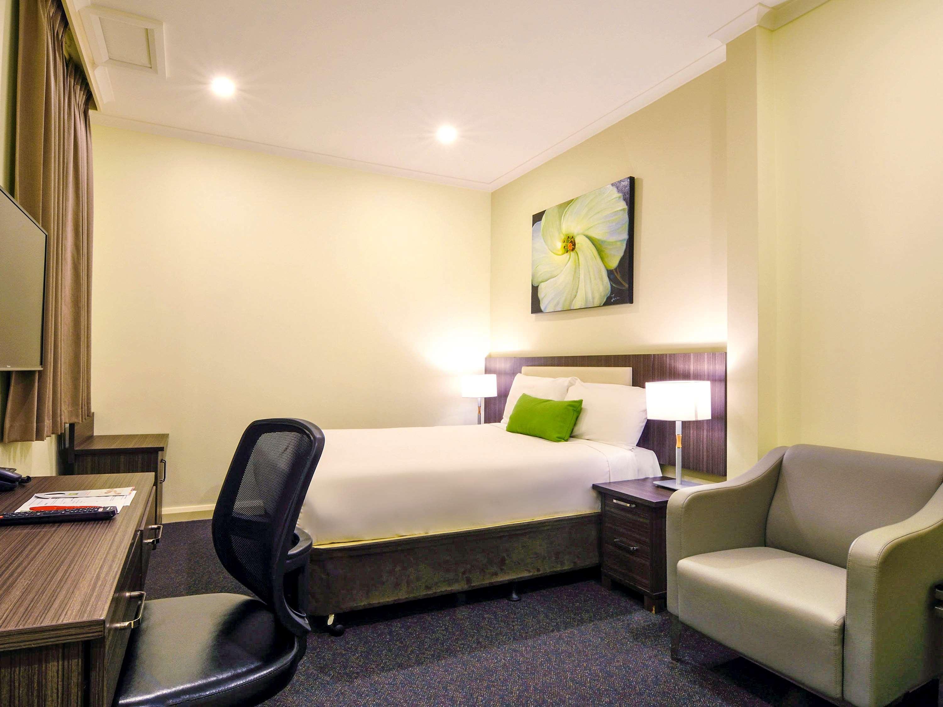 Ibis Styles Kingsgate Hotel Мелбърн Екстериор снимка